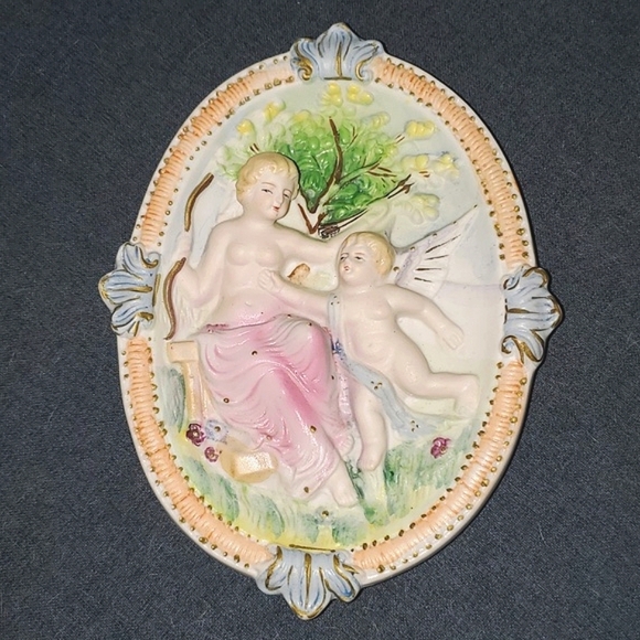 Cherub Angel 3D Wall Plaque Wall Hanging - Picture 10 of 10